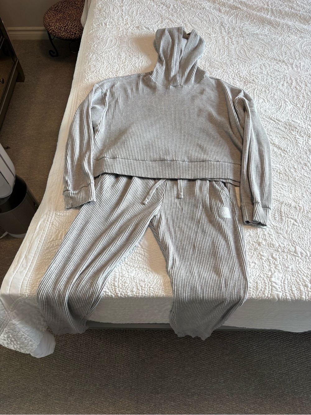 ALO Yoga Muse set size L